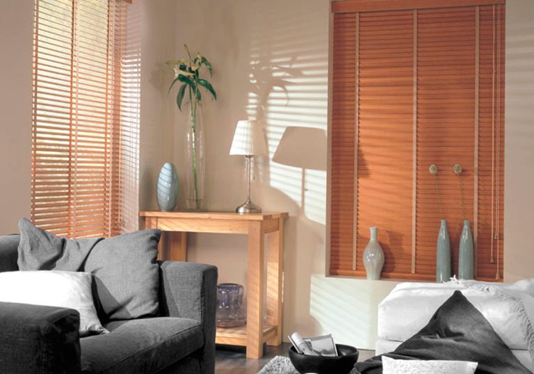 Persianas-Verticales-de-Madera-01