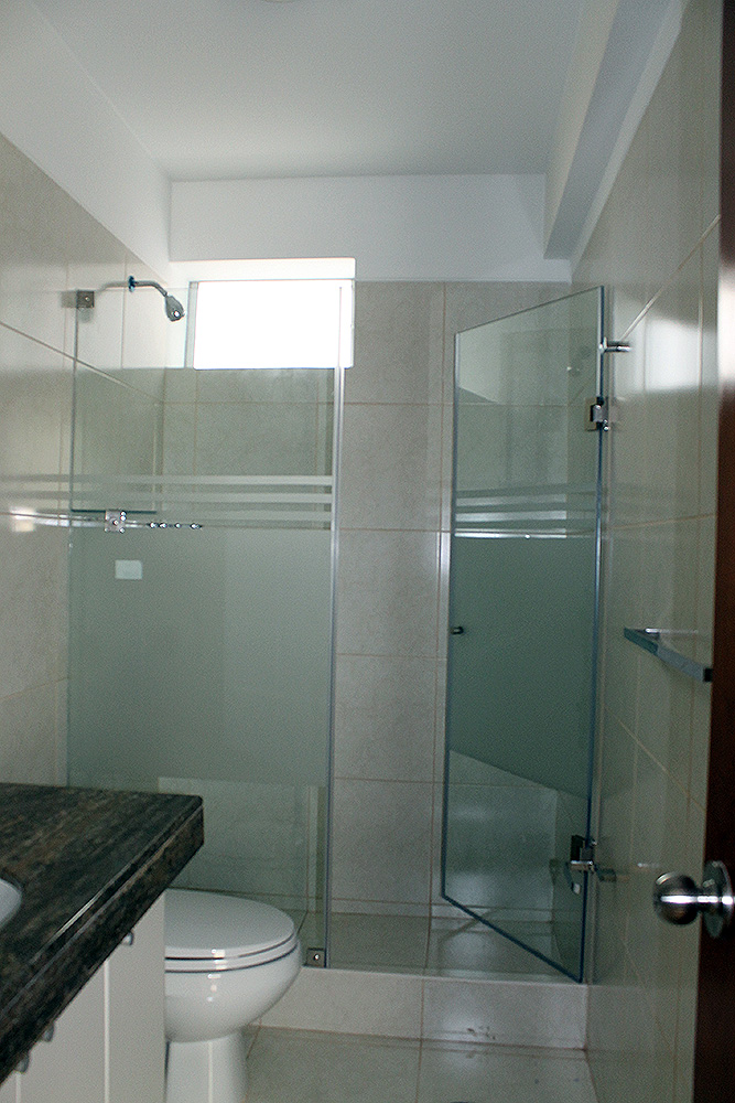 Puerta-de-ducha-arenada-de-8mm